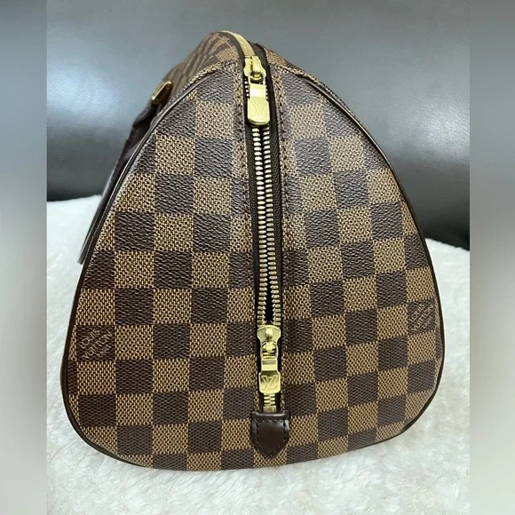 Louis Vuitton Ribera MM - Picture 5 of 15